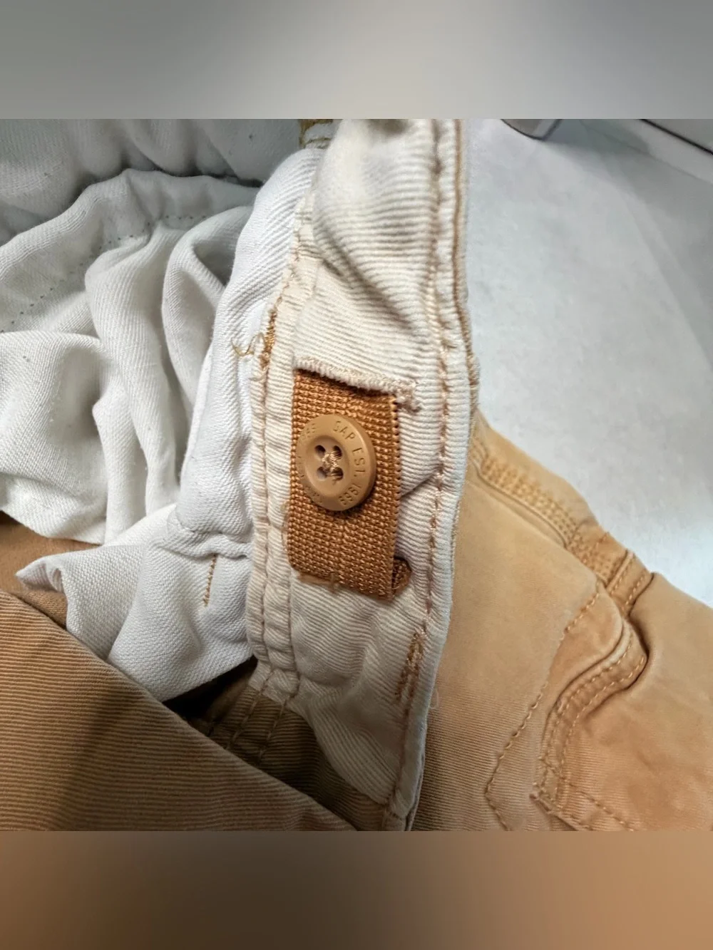 Gap Kids Tan Cargo Cotton Shorts Boys Adjustable Waist | Size 18S
